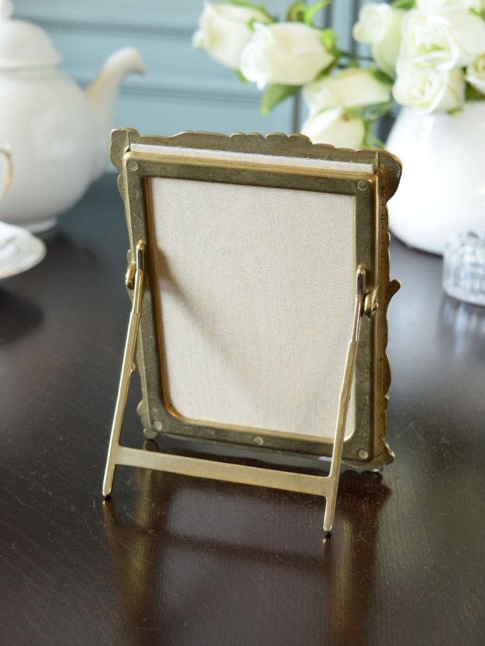 フォトフレームの裏側