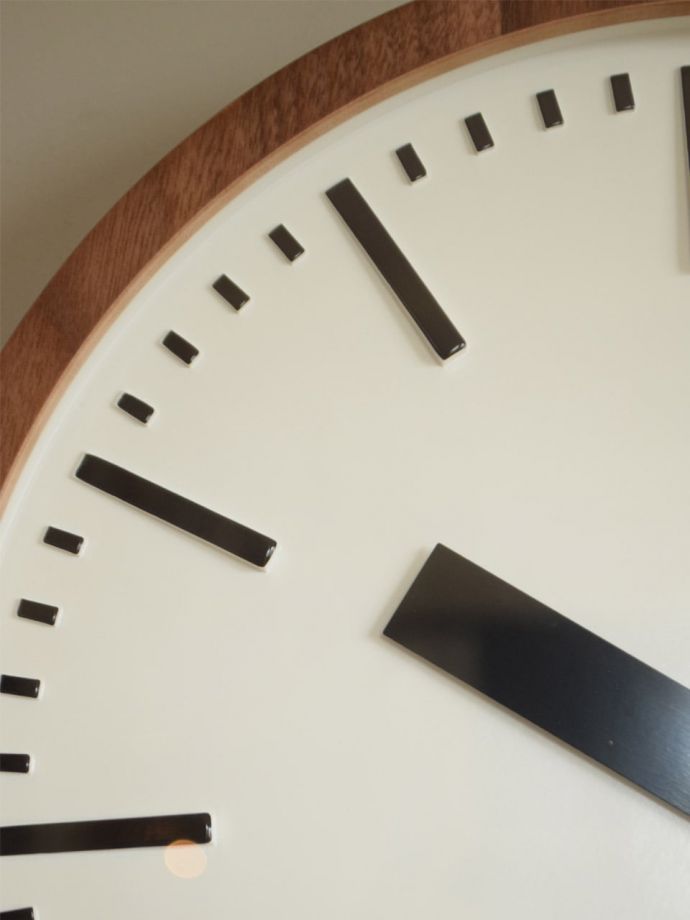 ビンテージ風のおしゃれな時計