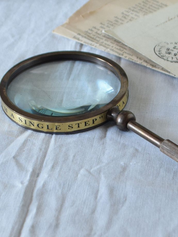 アンティーク調のルーペ