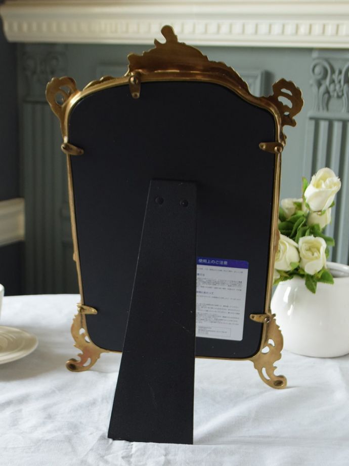 アンティーク風の鏡の裏