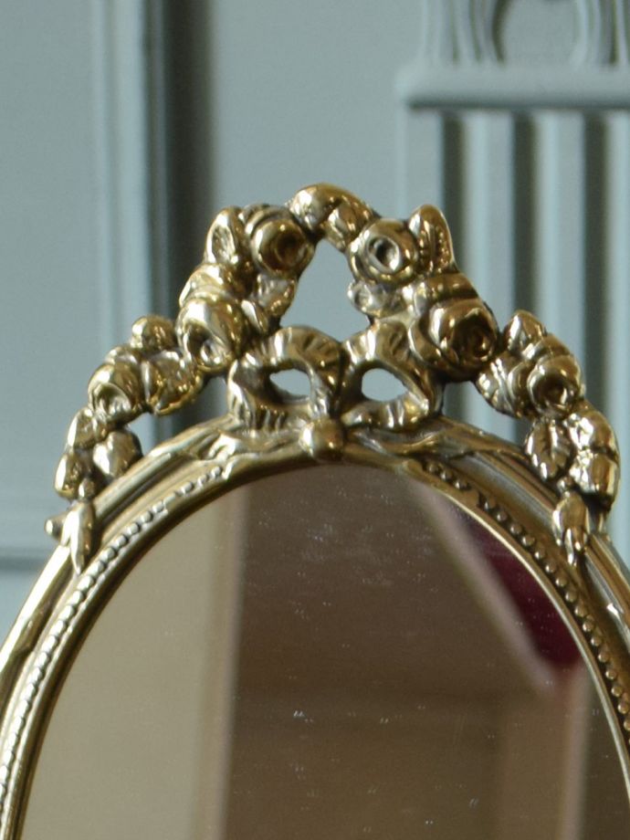 イタリア生まれのおしゃれなスタンドミラー