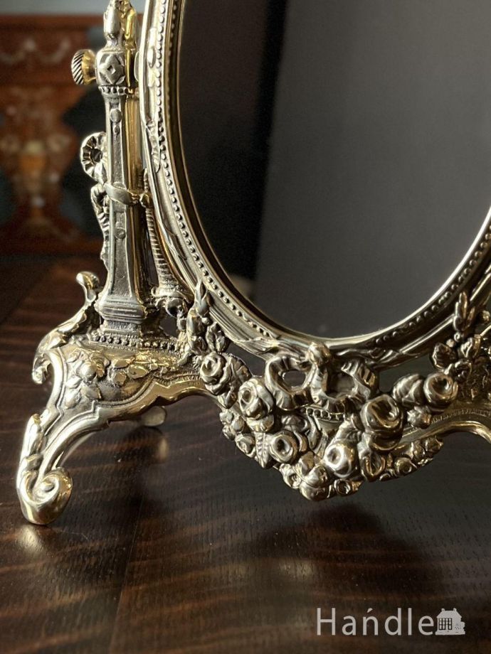 イタリア生まれのおしゃれなスタンドミラー