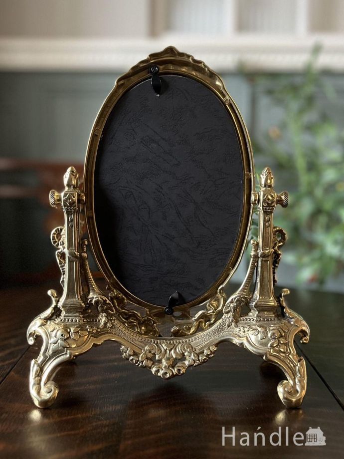 アンティーク風の鏡の裏