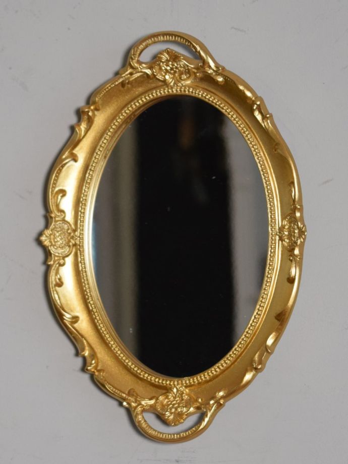 おしゃれな壁付けミラー