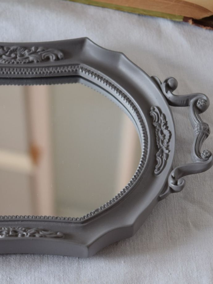 アンティーク風のおしゃれなミラートレイ