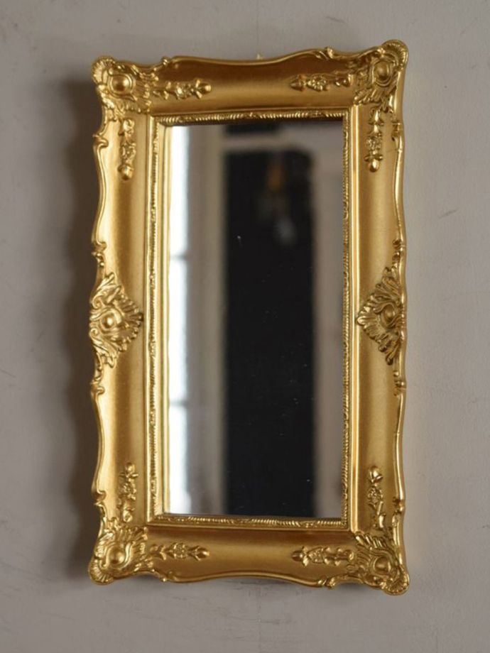 おしゃれな壁付けミラー