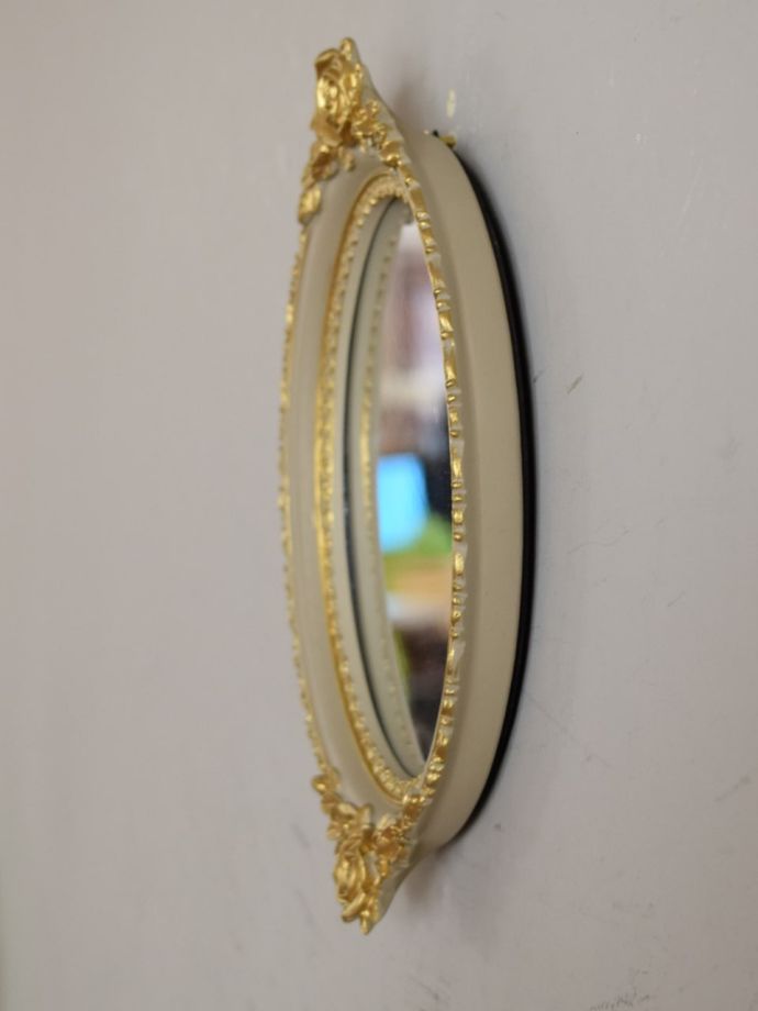 おしゃれな壁付けミラー