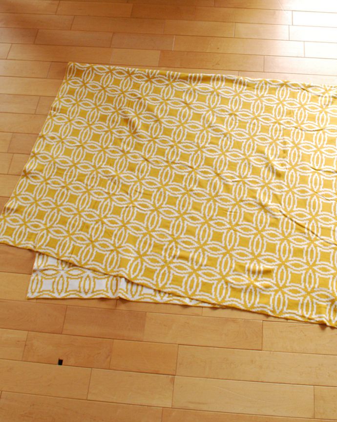 ファブリック（布）雑貨　インテリア雑貨　スローケット ジオメトリック130×180。いろんな場所で大活躍！おしゃれなブランケットはインテリアとしてもピッタリ。(n9-052)