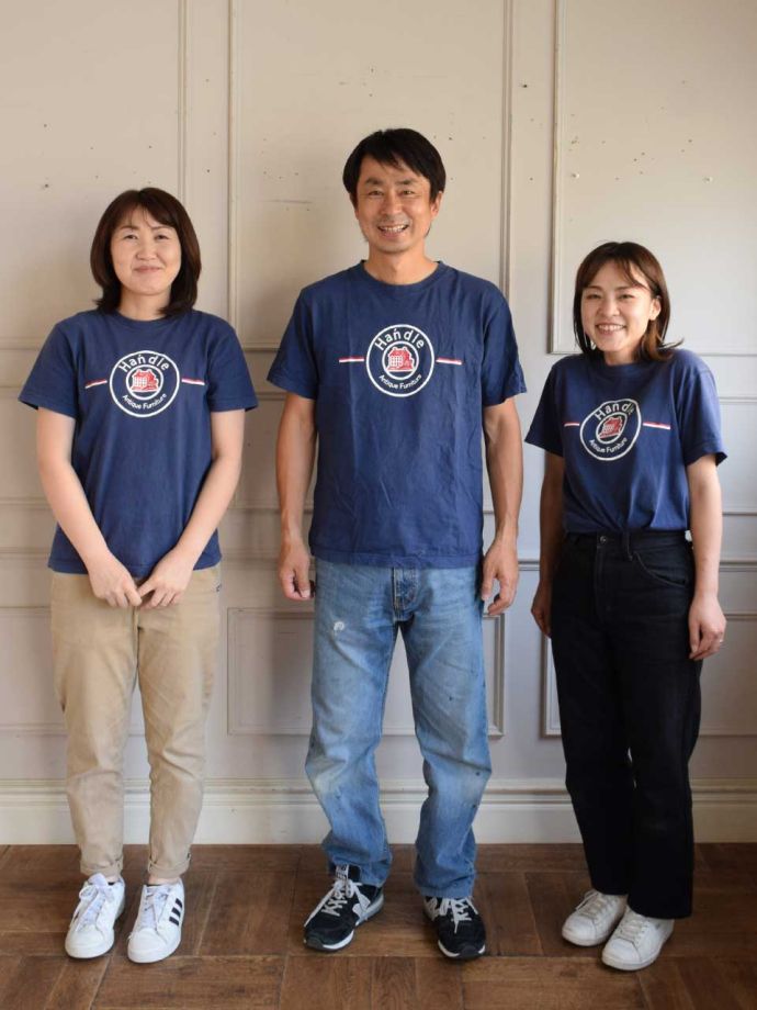 HandleのオリジナルTシャツ（トリコロール）(n9-058)｜インテリア雑貨