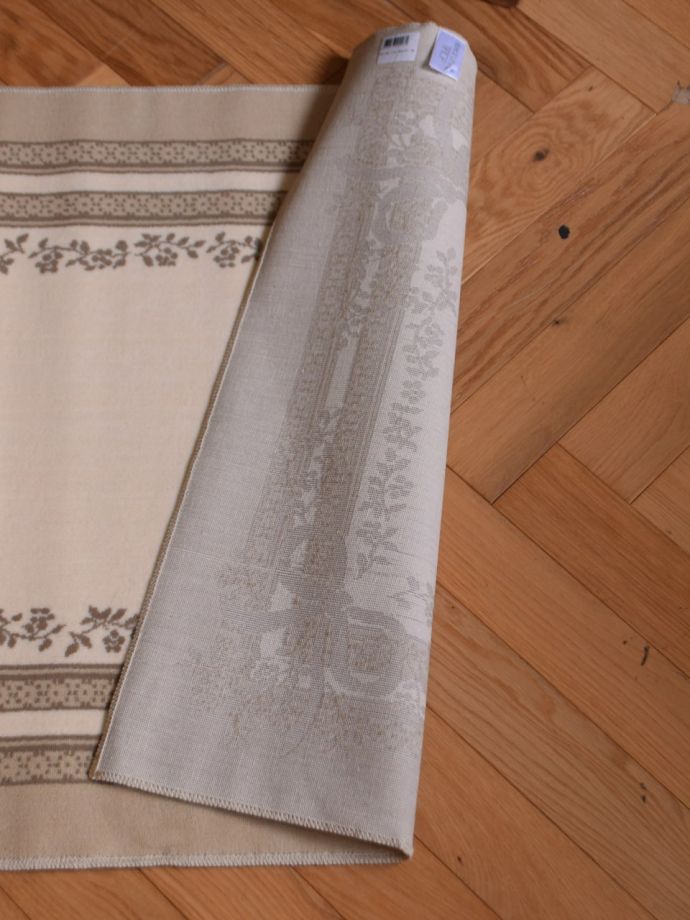 どこでも使えるラグマット