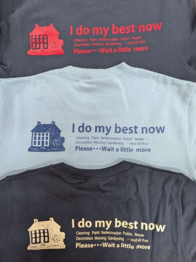 後ろにもロゴがあります。