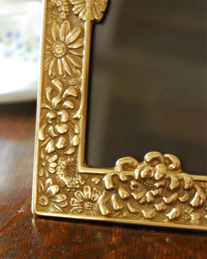 真鍮製のおしゃれなフォトフレーム