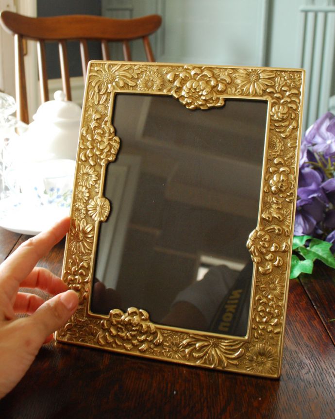 アンティーク風の写真立て