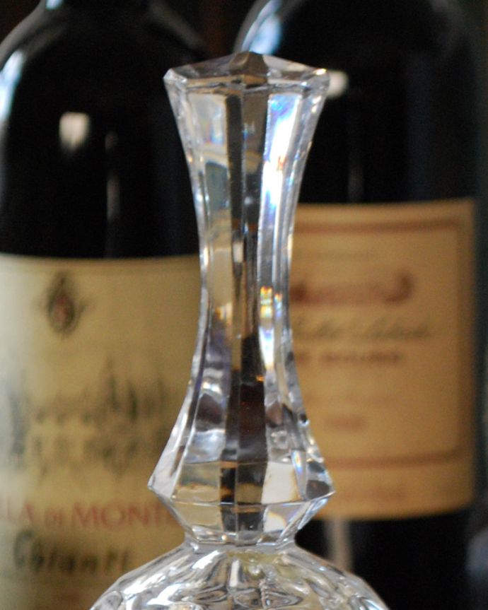 アンティーク 雑貨のガラス小物 アンティーク雑貨 オブジェとして飾っても素敵、アンティークプレスドグラスの大きなディナーベル。ハンドルもキレイです持ち手もデザインが凝っています。(pg-4086)