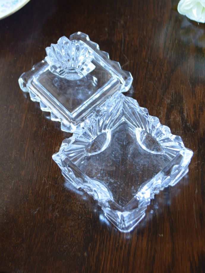 ガラスのアンティーク雑貨