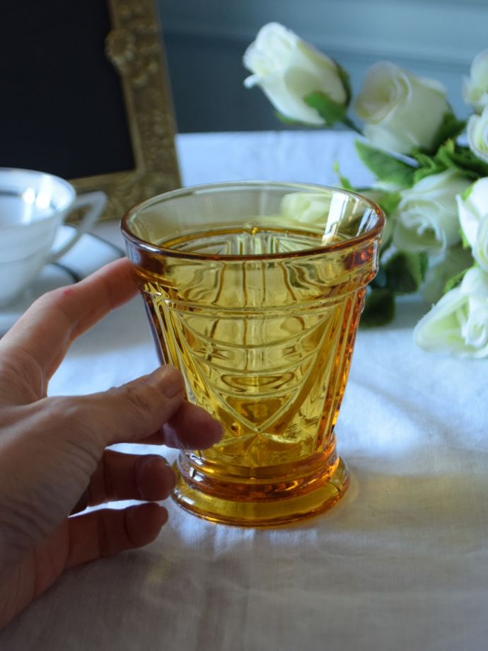 アンティークのガラス食器