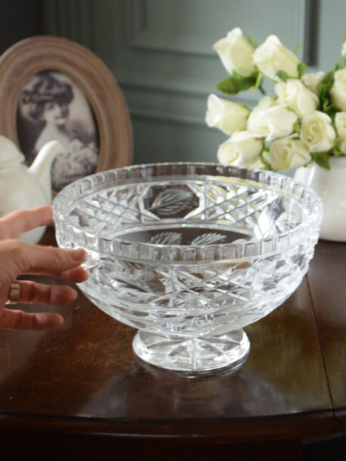 便利に使えるアンティークガラスの食器