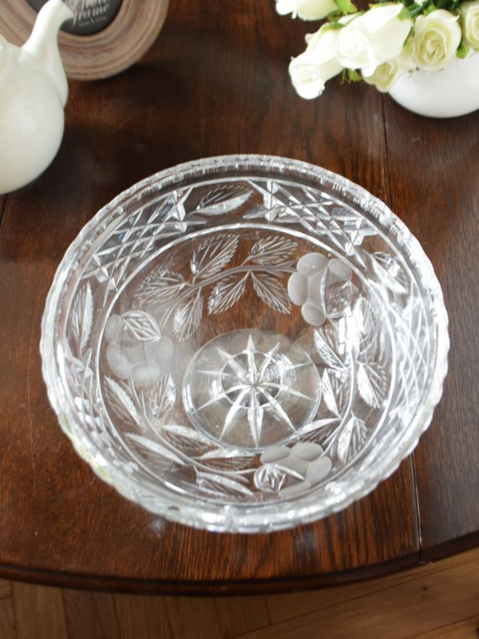 アンティークガラスの美しさ