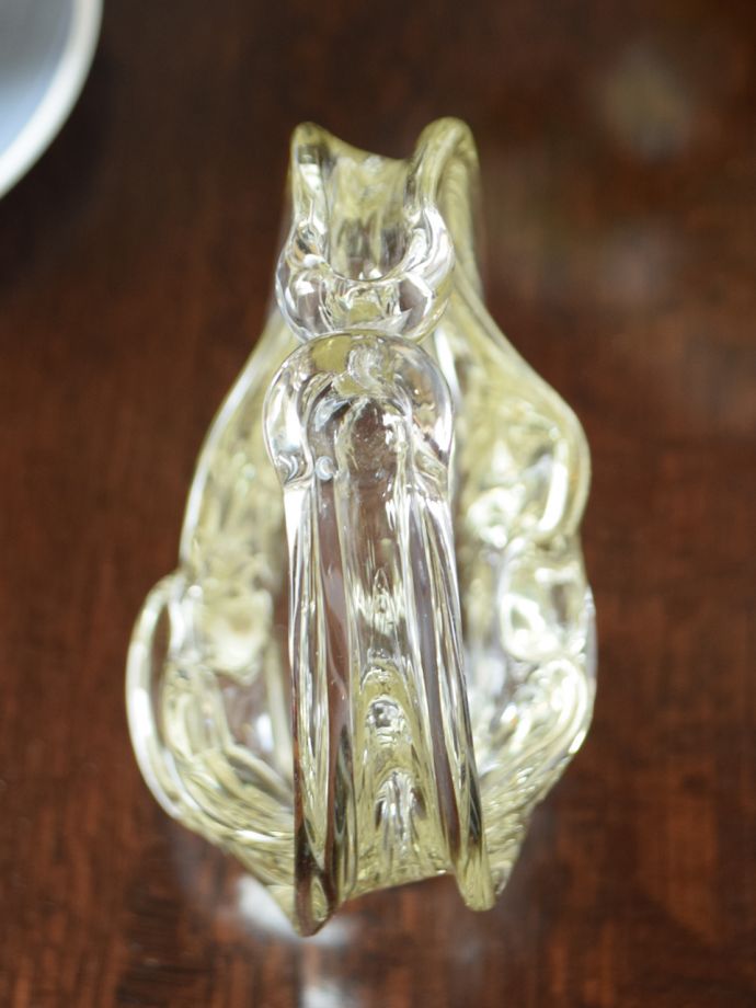 おしゃれなガラスのバスケット