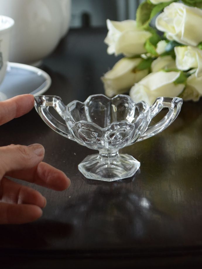 アンティークのガラス食器