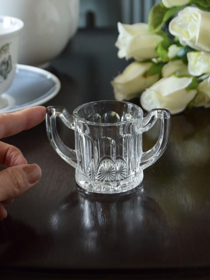 アンティークのガラス食器