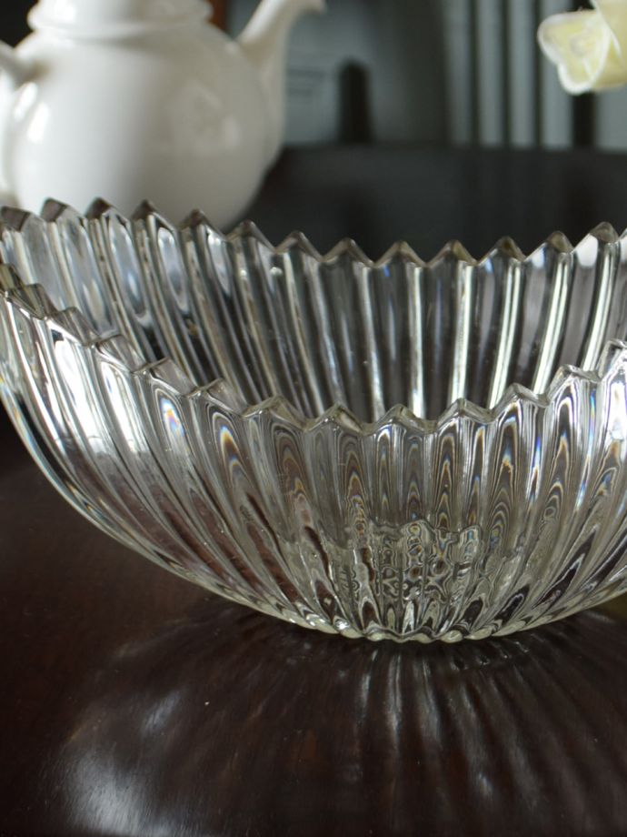 アンティークガラスのボウル