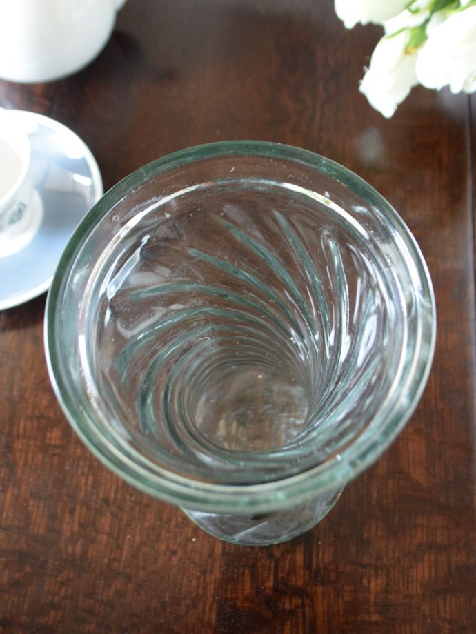 上から見たアンティークのガラス