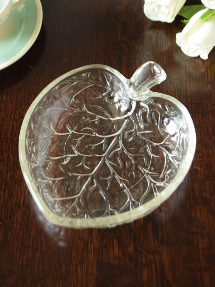 アンティークのガラス雑貨