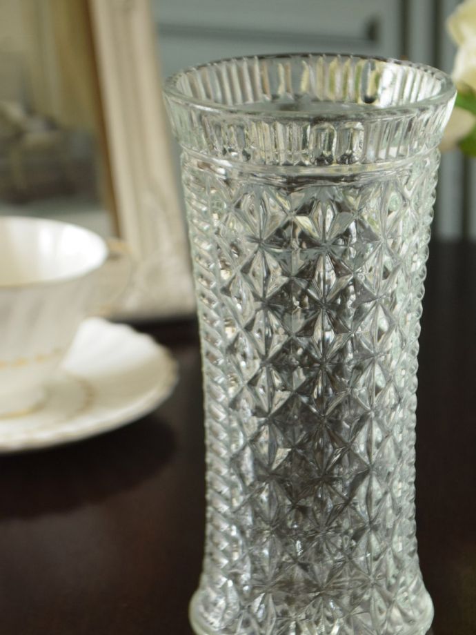 アンティークガラスの雑貨、フラワーベース