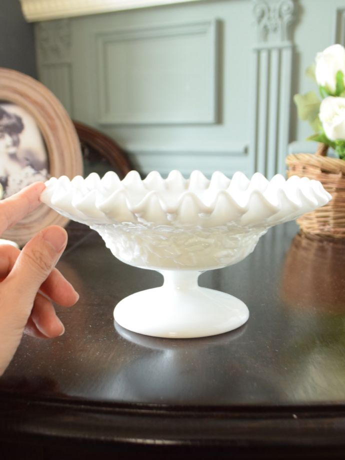 便利に使えるアンティークガラスの食器