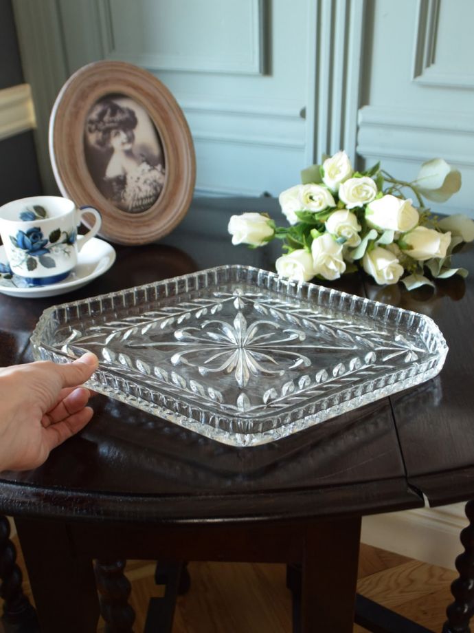 アンティークのガラス食器