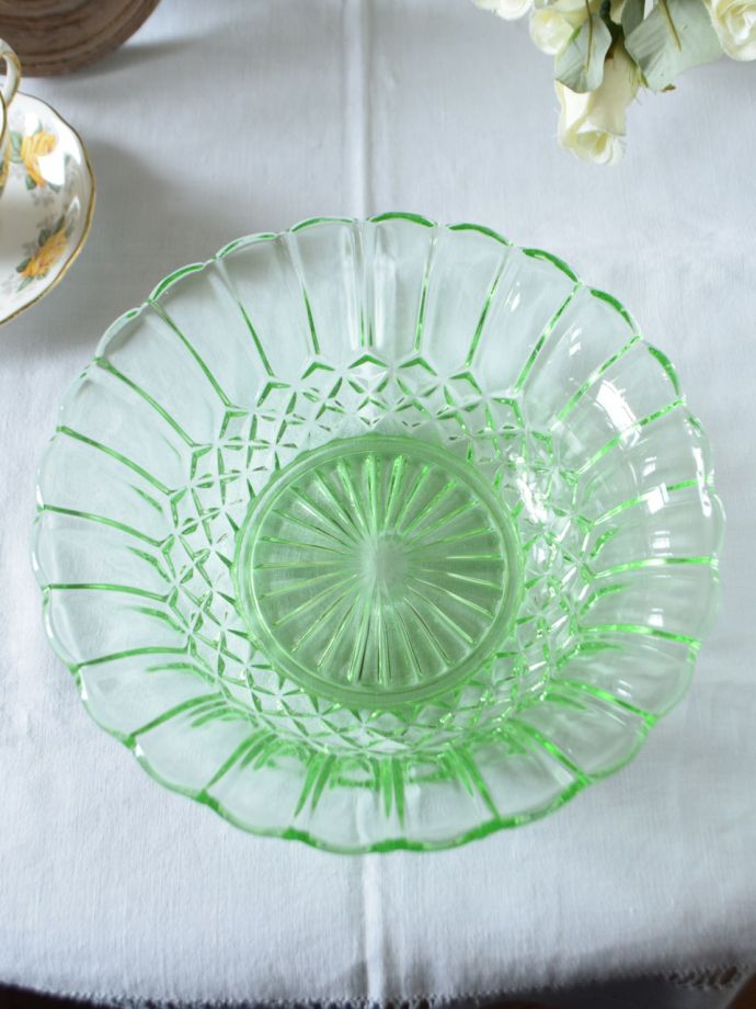 アンティークのガラス雑貨