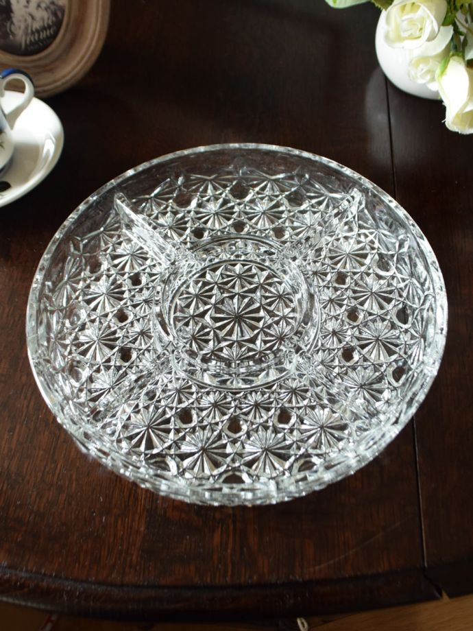 アンティークガラスの美しさ