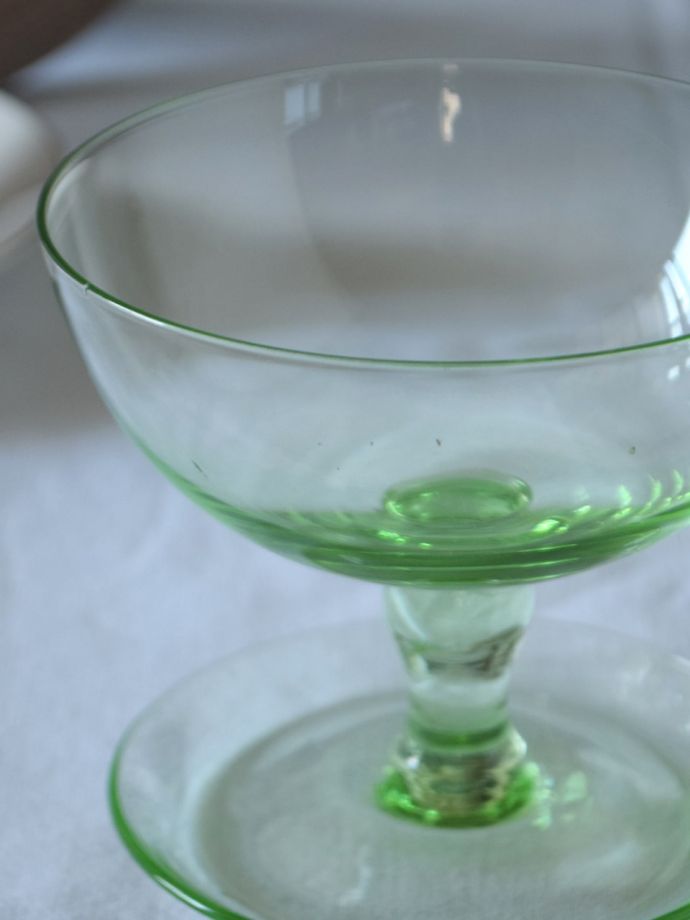 アンティークガラスの器