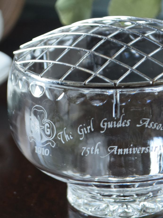 アンティークガラスの雑貨、フラワーベース