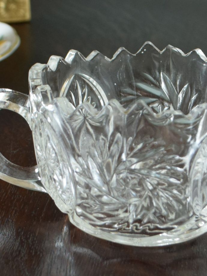 アンティークガラスの器