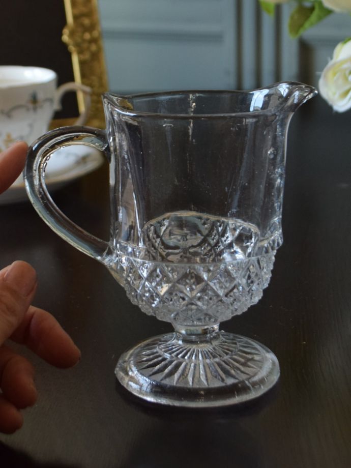 アンティークのガラス食器