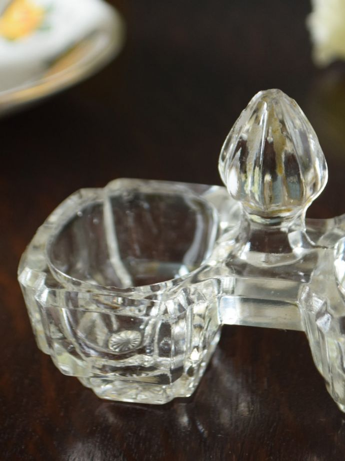 アンティークガラスの雑貨スパイスボウル