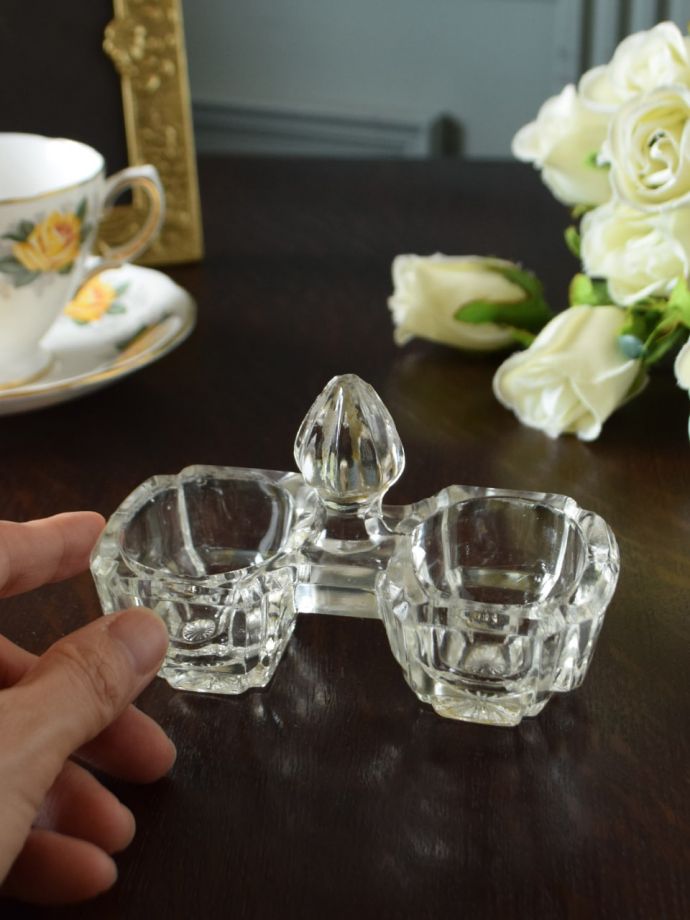 アンティークガラスのスパイスボウル