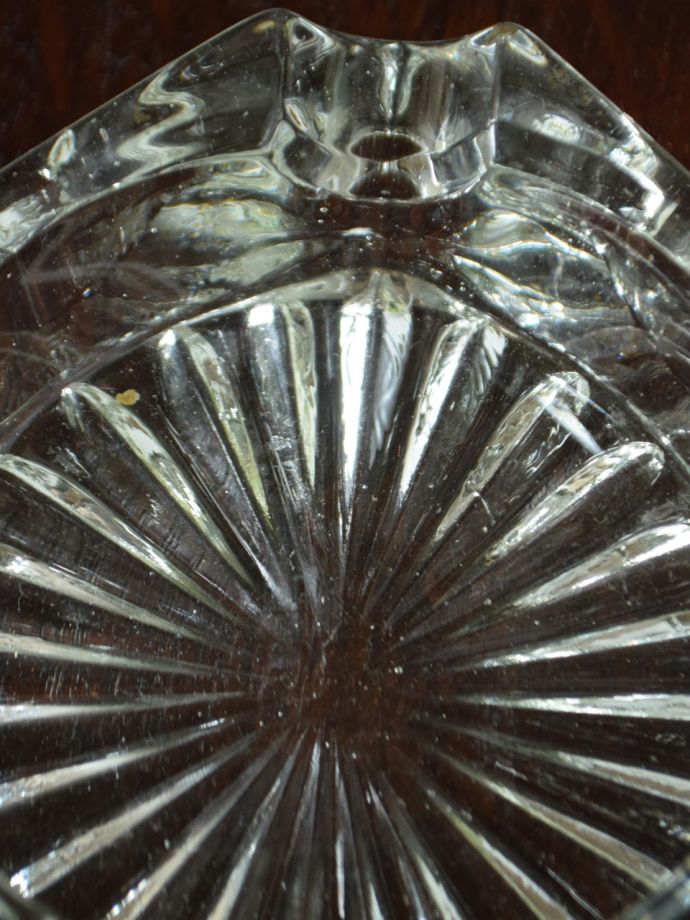 アンティークガラスの灰皿