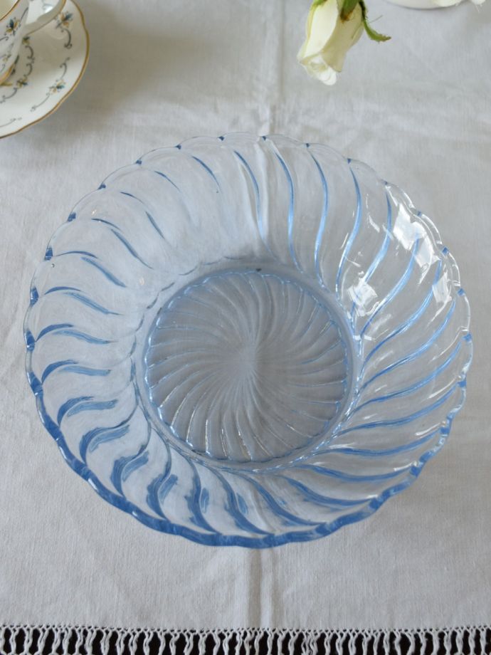 アンティークのガラス雑貨