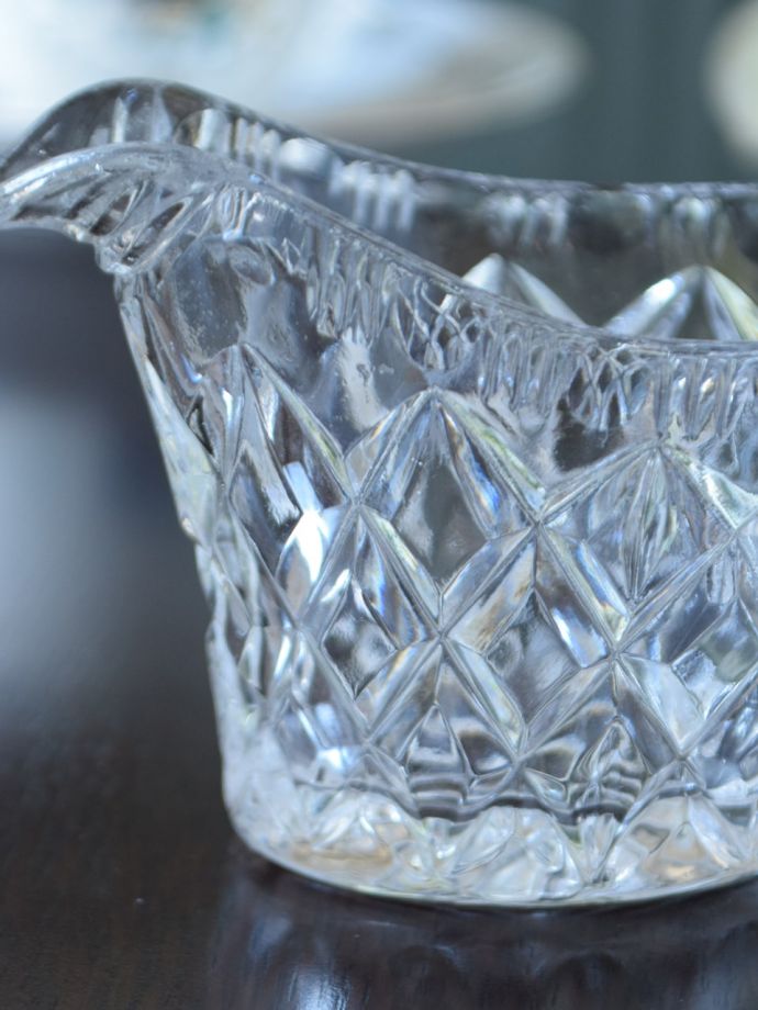 アンティークガラスのソースポット