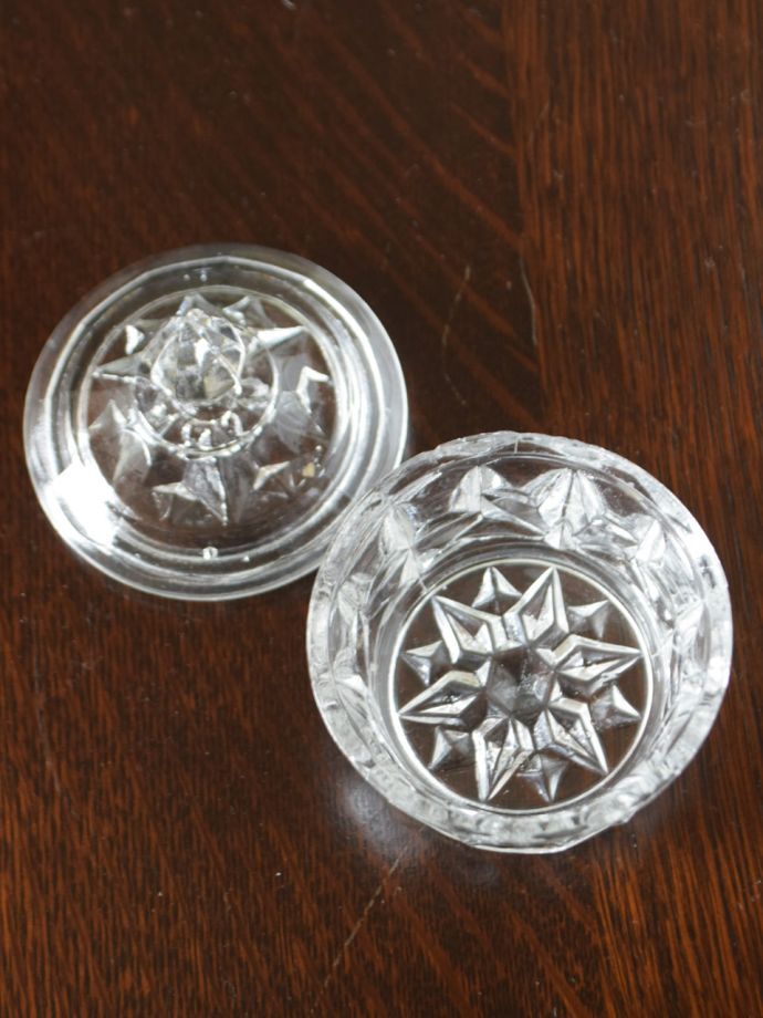 ガラスのアンティーク雑貨