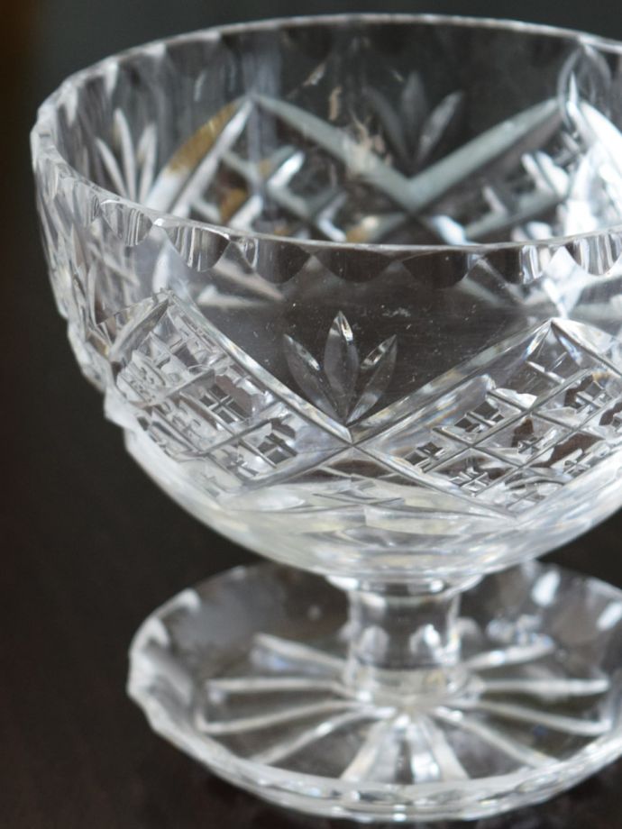 アンティークガラスの器