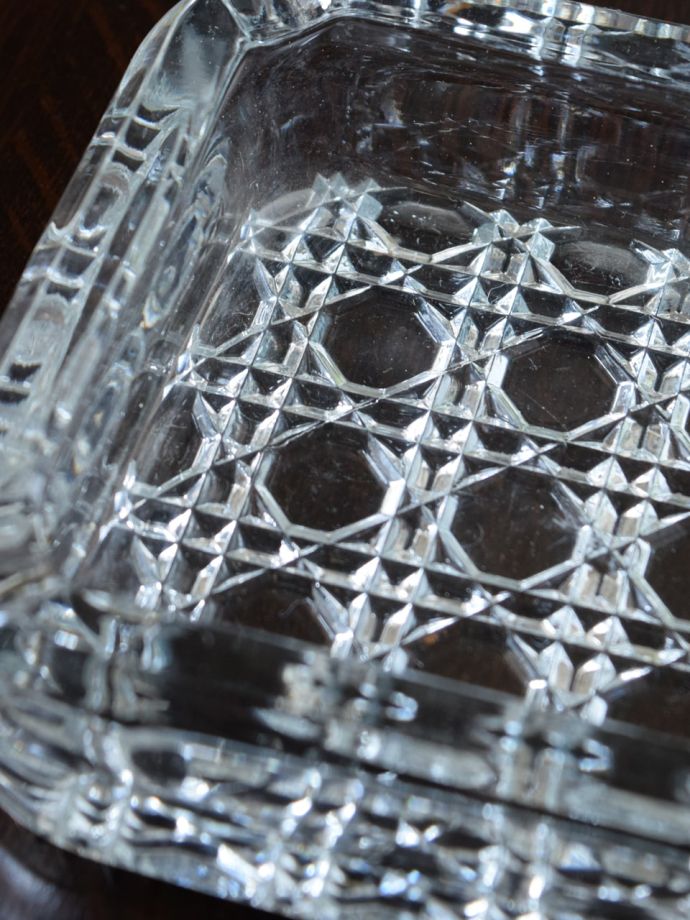 アンティークガラスの灰皿