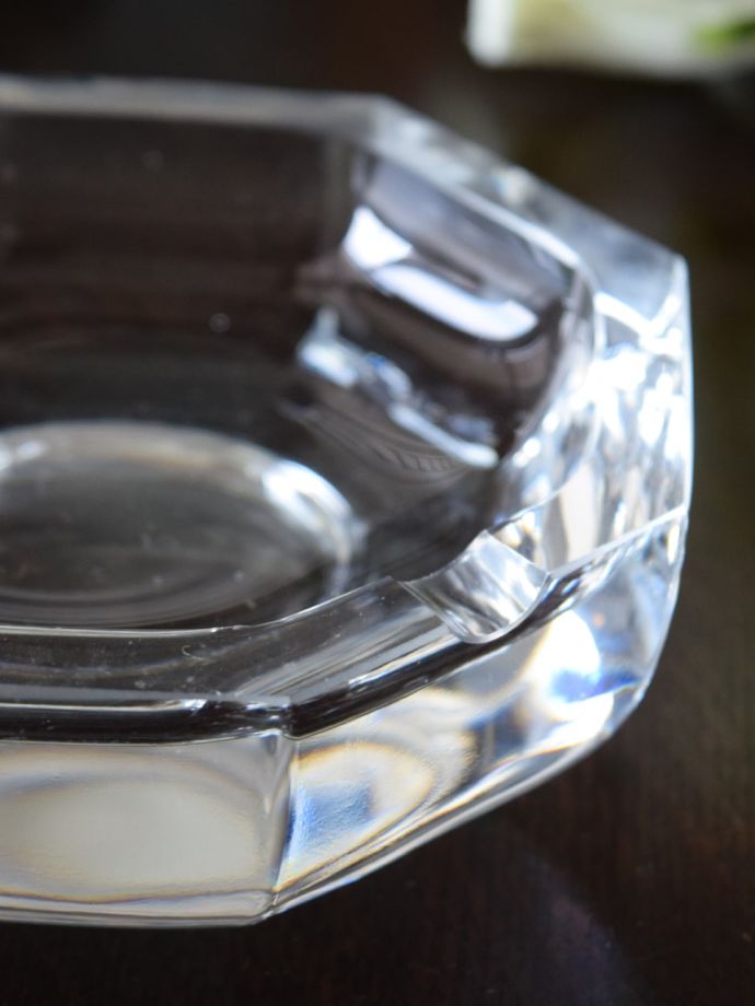 アンティークガラスの灰皿