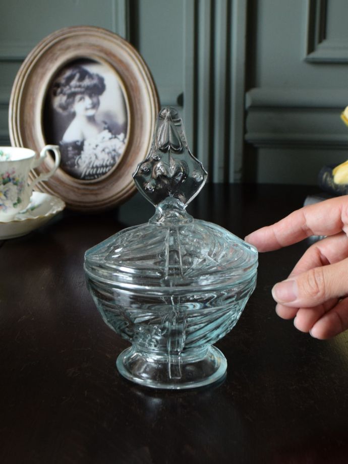 アンティークのガラス雑貨