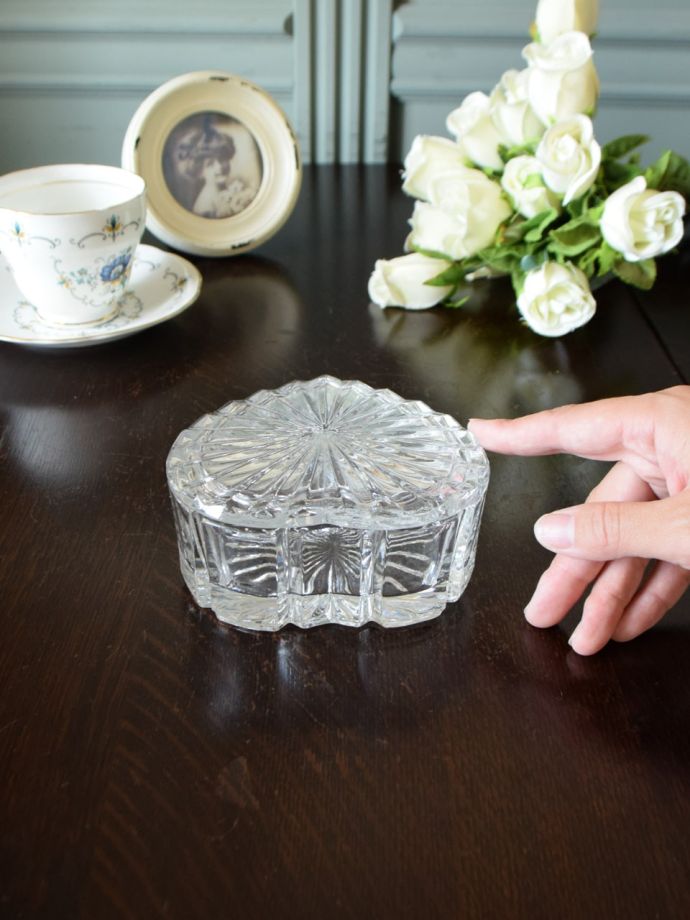 アンティークのガラス雑貨