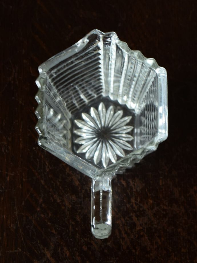 アンティークのガラス雑貨