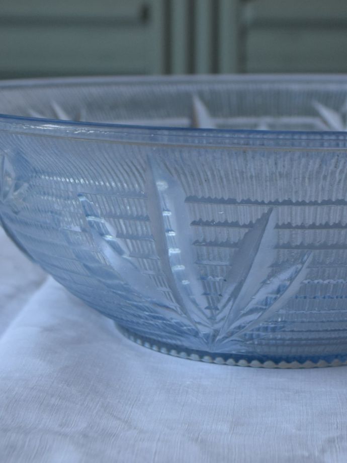 アンティークガラスのボウル